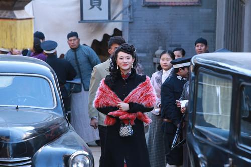 《传奇大掌柜》口碑佳 许多版李香兰获赞