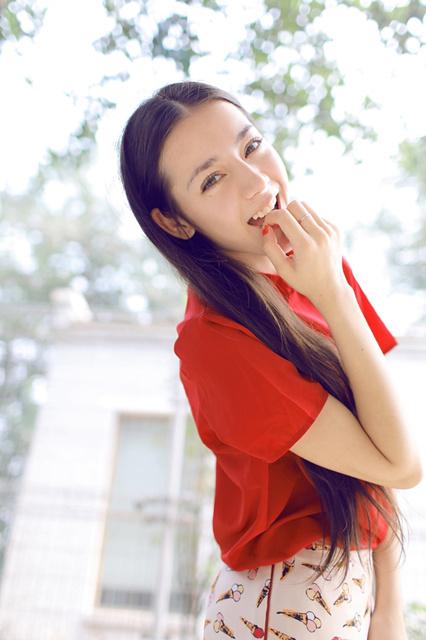 中韩合作拍摄《漂亮的她》 迪丽热巴出演女一