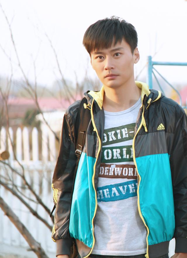 《女人的天空》将播 程皓枫“乡非”造型反差大