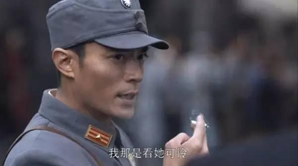 《太阳的后裔》那些萌点 我们的抗战剧早玩过 