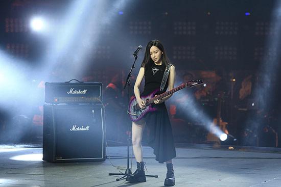 《中国好歌曲》于文文惜败王汇筑“一人乐队”