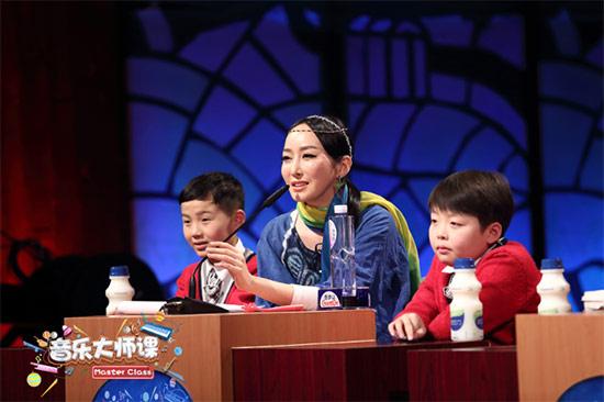 《大师课》古巨基创“大师课”版《康定情歌》