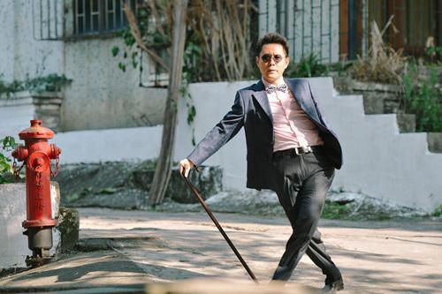 《小镇大法官》开播 郭广平突破自我变“谐星”