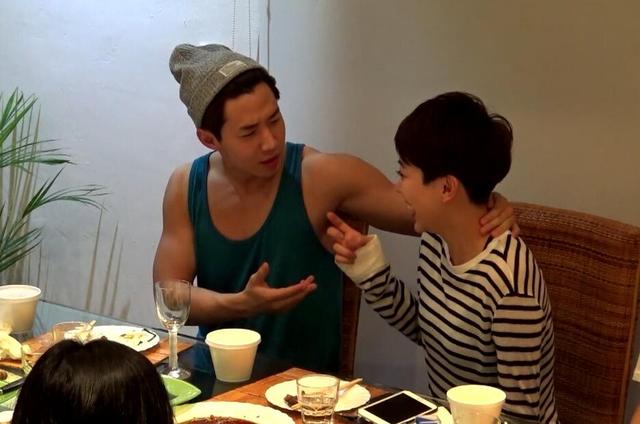 宋丹丹亲授Henry“撩妹”秘籍：对视三秒半