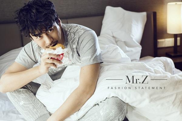 王东《军师联盟》饰李晨情敌 微博精分晒腹肌