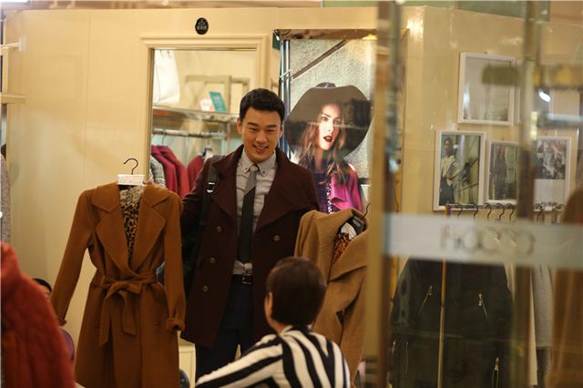 王耀庆化身暖男医生 与蒋雯丽上演柏拉图之恋