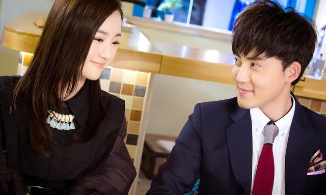 张檬哭高了收视《爱的阶梯》 秋天夫妇喜发糖