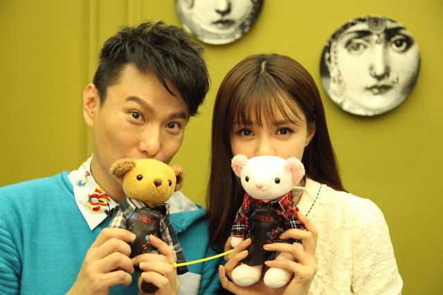 《歌手》突围赛张信哲状态轻松 和沈梦辰狂卖萌