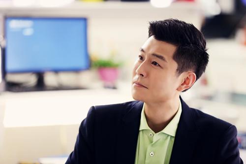 《两个女人》收视看涨 孙骁潇痴情被吐槽太窝囊