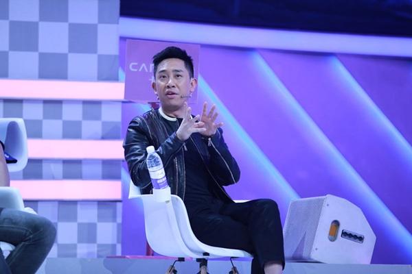 《看见你的声音》白凯南遭“整蛊” 罚吃汉堡山