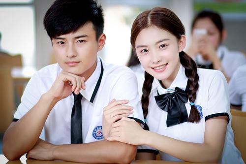 王嵛《旋风十一人》化身元气学生妹青春活力max