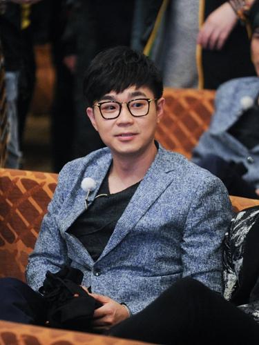 清明假大鹏再霸屏 《喜剧人》《24小时》双发力