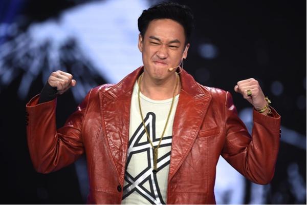 何润东婚后综艺首秀 硬汉却成“游戏黑洞”