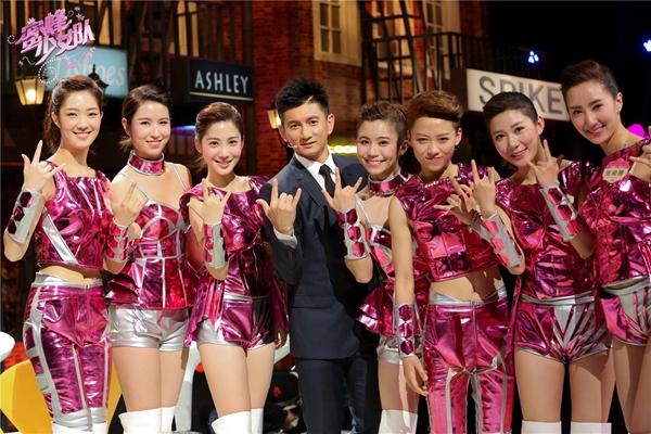 蜀山导演现身《蜜蜂》选角 偶像新戏或定角少女