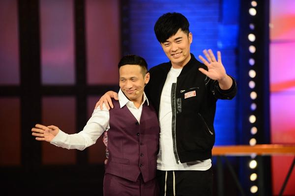 陈赫助阵《对口型》收官场 pk小宝争当喜剧男神