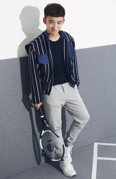 董子健用生命解说亚洲杯 激情澎湃让黄健翔笑哭