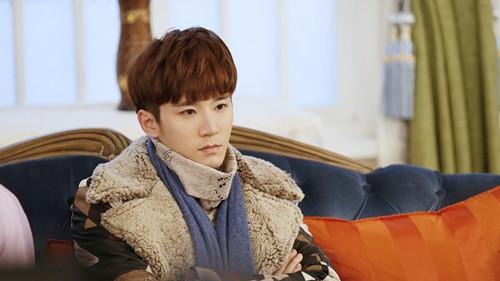 曾虹畅郑爽主演《翡翠恋人》 组CP片场有爱互动