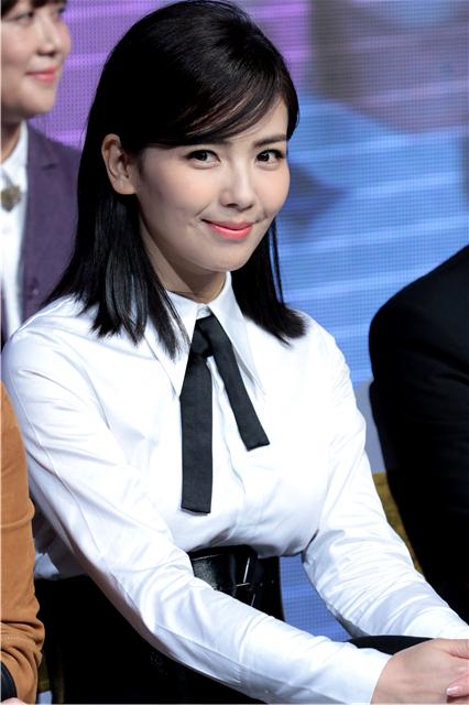 《欢乐颂》到杭造势 王凯自曝吻戏多很羞涩