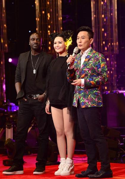 《歌手》决赛联排：老狼未登台 李玟夺冠呼声高