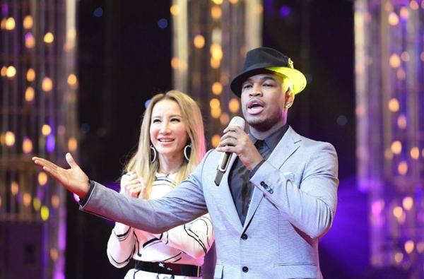 《歌手》决赛联排：老狼未登台 李玟夺冠呼声高