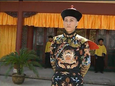 画风突变！老干部靳东演过最毁形象的一部剧！