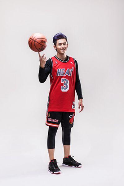 冠军遇王牌！张哲瀚《极速前进》对垒奥运冠军