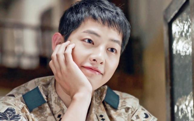 宋仲基、胡歌，电视猫网友喊你们上跑男了！