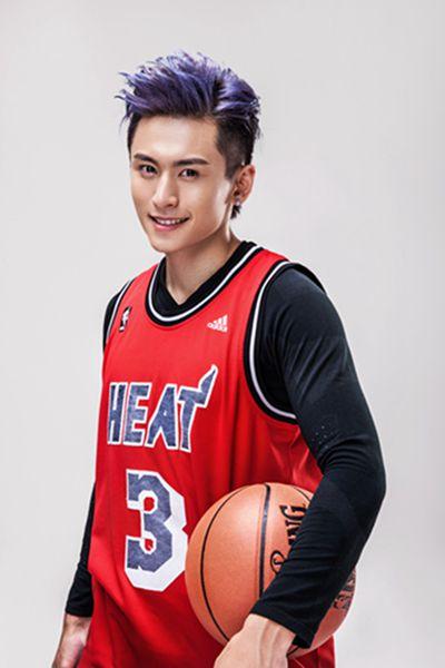 冠军遇王牌！张哲瀚《极速前进》对垒奥运冠军