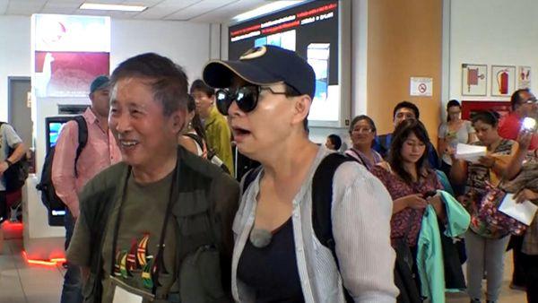 大写的尴尬：粉丝合影 宋丹丹被错认“冰冰” 