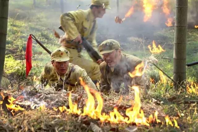   李海龙《烽火线》完美杀青 艰苦打造精品