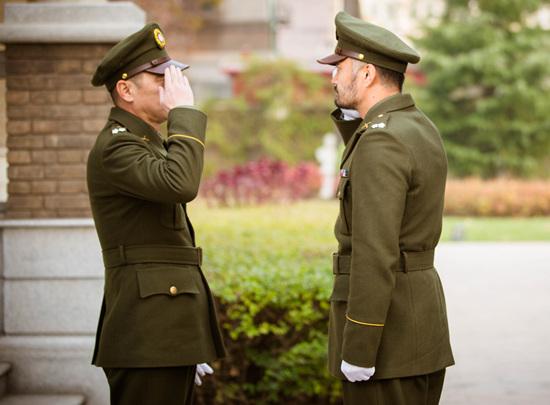 《父亲的身份》曹卫宇   20载好兄弟彪戏过瘾