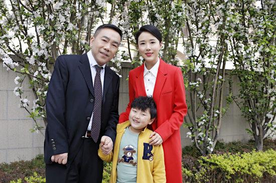 颜丹晨杨议《杨光那些事》热拍 首度合作欢乐多