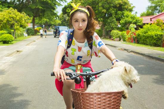 《皇恩浩荡》开播 方安娜饰演俏皮娘娘穿越古今