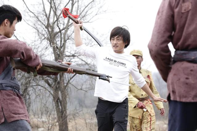   李海龙《烽火线》完美杀青 艰苦打造精品