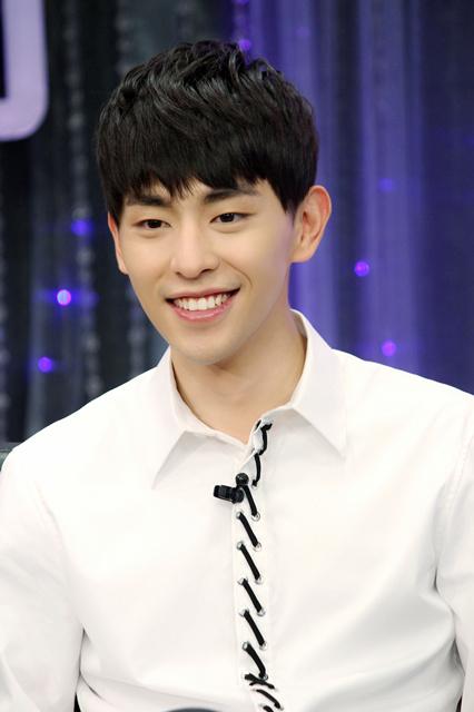 邓伦《十五年》人气爆棚  爱称自己粉丝是考拉