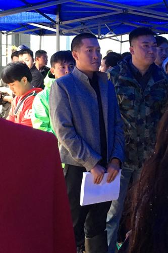 张博宇出席《半步之遥》开机仪式 将演谍战戏