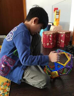 董洁父女教育顶顶起冲突  隔代教育问题引热议