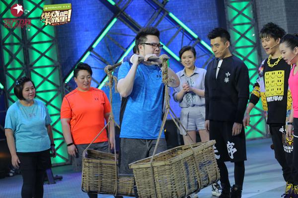 《燃卡》宋丹丹寄语巴图：不怪孩子，纯属基因