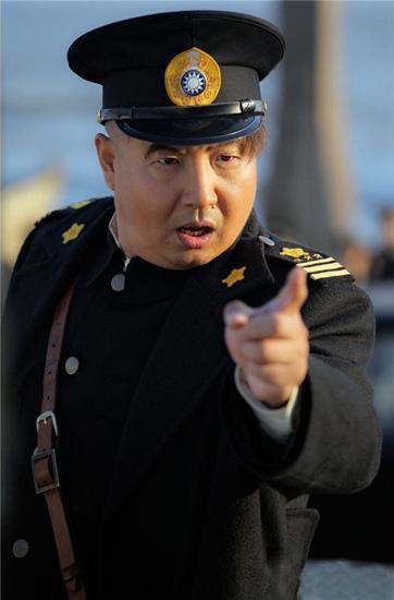 宁文彤签约完美建信 《欢乐颂》演“喜感”老严