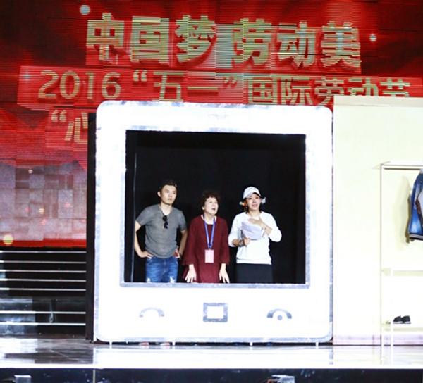 范湉湉演艺事业全面开花 出演小品向劳动者致敬