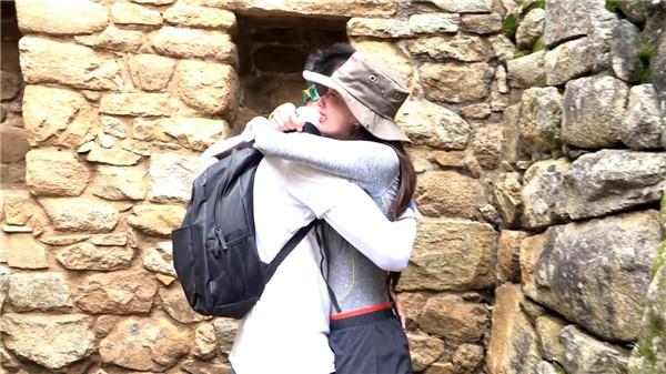 神秘人突降花样团 宋丹丹王琳林志玲集体泪奔！