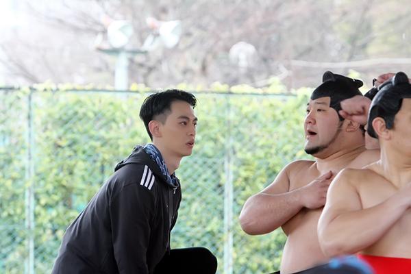 《非凡搭档》大战相扑阵 唐晓天盛一伦变段子手