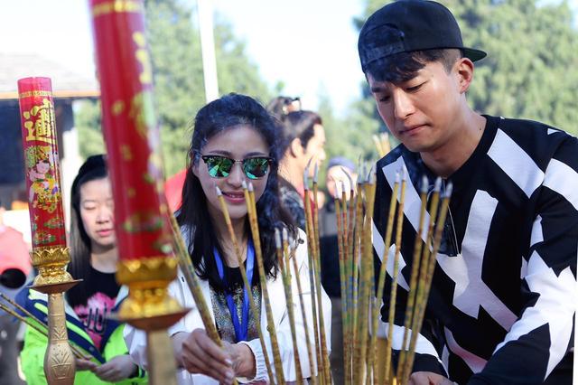 《孤芳不自赏》北京开机 孙艺洲甘婷婷乱世相逢