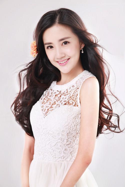 乖巧女神陈欣予变身“作女” 疯狂表演颠覆形象