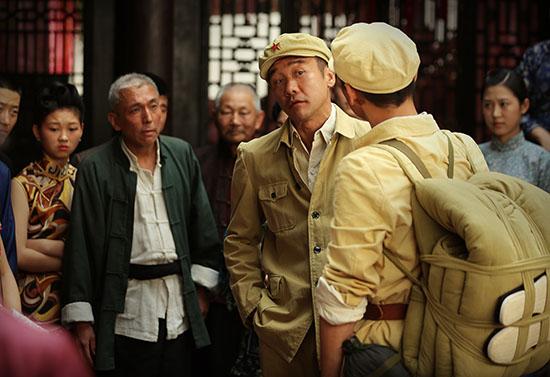 黄志忠塑另类英雄 《金水桥边》京味人情味汇聚