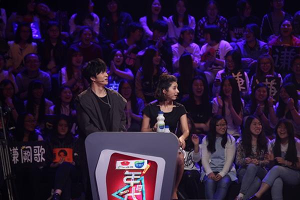 《年代秀》回归 薛之谦与“会长”马睿相爱相杀