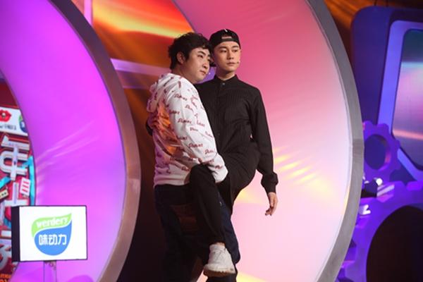 《年代秀》回归 薛之谦与“会长”马睿相爱相杀