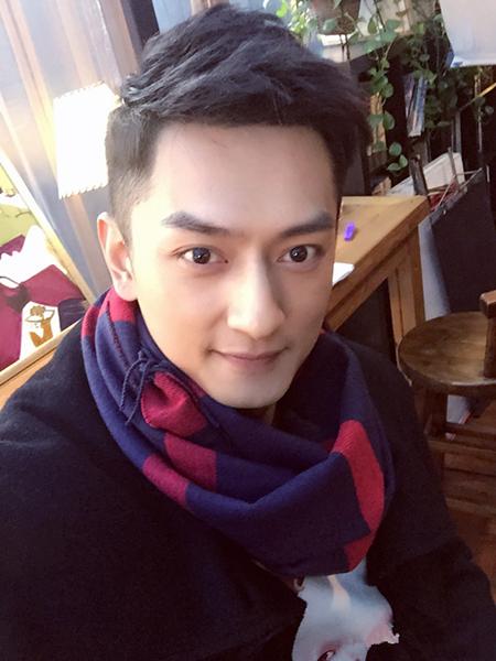  《金水桥边》热播 梁大维化身特工“老鹰”