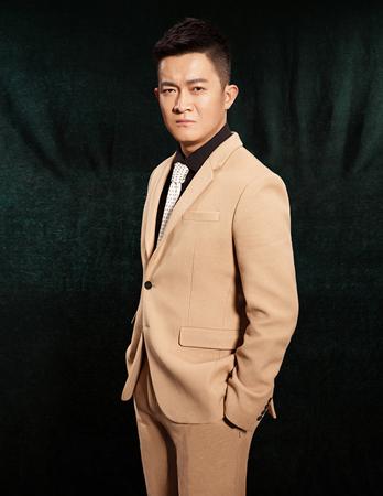 杨志刚赴美助力慈善活动 荣登纽约时代广场