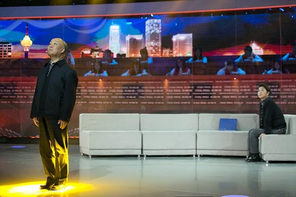 古稀老人苦寻烈士遗属 《等着我》重现民族脊梁